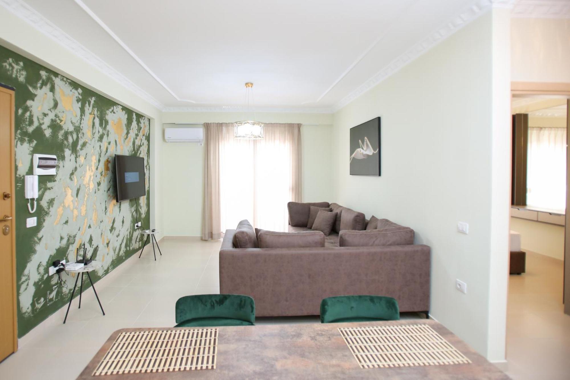 Apartment Oasis Vlorë